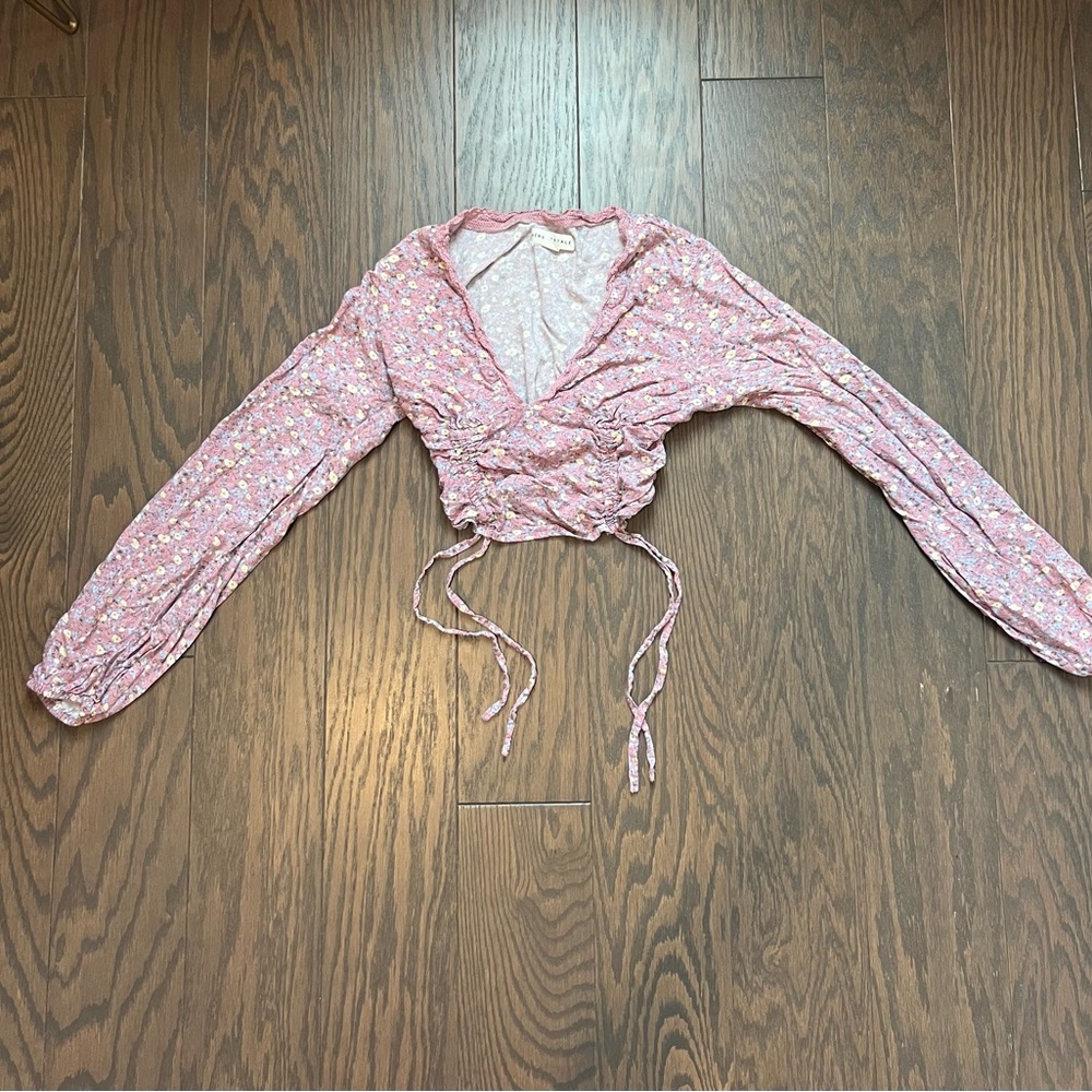 Aeropostale Pink Floral Ruched Wrap Crop Top